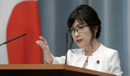 Nữ Bộ trưởng Quốc phòng Nhật Bản 'dằn mặt' Trung Quốc, Triều Tiên