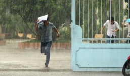 Đêm 7/8, Bắc Bộ có mưa dông diện dộng, đề phòng tố lốc, lũ quét