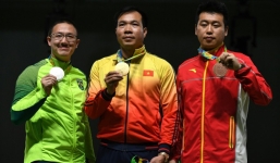 'Cơn mưa' tiền thưởng dành cho Hoàng Xuân Vinh sau tấm HCV Olympic