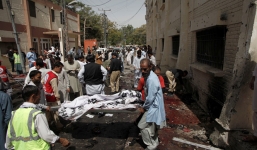 Nổ lớn tại bệnh viện Pakistan, IS và Taliban cùng nhận trách nhiệm?