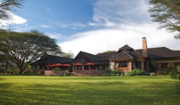 Hướng dẫn viên Trung Quốc đâm chết nữ du khách để giành bàn ăn