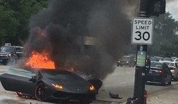 Lamborghini Huracan LP610-4 gặp tai nạn gãy đôi