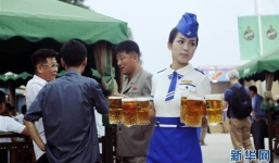 Lễ hội bia tươi đầu tiên ở quốc gia 'bí ẩn nhất thế giới'