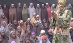 Video: Khủng bố Boko Haram tung video bắt cóc 50 nữ sinh