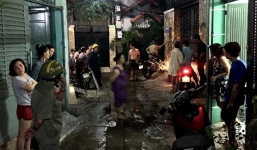 Cụ bà 70 tuổi mắc kẹt trong căn nhà bốc cháy ở Sài Gòn