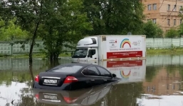 Mưa lớn kỷ lục nhấn chìm thủ đô Moscow của Nga