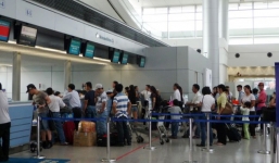 Thiếu nữ 19 tuổi dùng giấy tờ giả đi máy bay