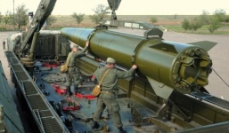 Ukraine tố Nga đưa vũ khí hạt nhân đến Crimea