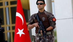 Thổ Nhĩ Kỳ đột kích 44 văn phòng công ty