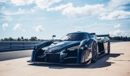 Siêu xe do đạo diễn Mỹ sản xuất có sức mạnh không tưởng