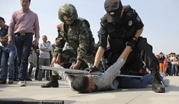 Trung Quốc với cơn ác mộng tồi tệ ở Tân Cương