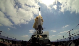 Video: Tàu chiến Nga phóng tên lửa hủy diệt phiến quân ở Syria