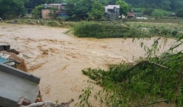 Tin lũ khẩn cấp trên sông Thao và sạt lở đất ở Bắc Bộ