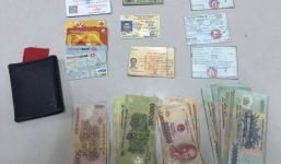 CSGT trả lại hơn 20 triệu đồng cho người dân