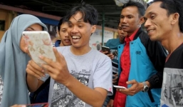 Cảnh sát Thái Lan sẽ bắt người chơi Pokemon Go trên đường