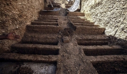 Những ngôi mộ bậc thang đầy ám ảnh ở Syria