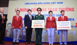 Xạ thủ Hoàng Xuân Vinh nhận gần 5 tỷ đồng tiền thưởng