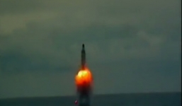 Công bố video Triều Tiên phóng tên lửa đạn đạo từ tàu ngầm