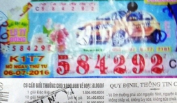 Cô gái tráo tờ vé số trúng giải 3, chiếm đoạt 10 triệu đồng bị khởi tố