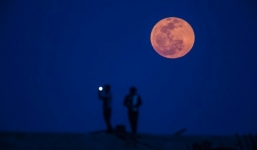 Trăng máu 9/2016, hành tinh Nibiru và tin đồn ngày tận thế