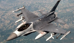 Tiêm kích F-16 rò rỉ chất độc, 6 kỹ thuật viên Mỹ phải nhập viên