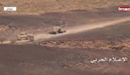 Vội chạy trốn phục kích, xe tăng tông trúng đồng đội