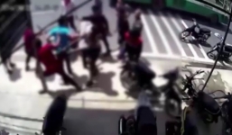 Xác minh clip 2 băng nhóm chém nhau trước tiệm xăm mình