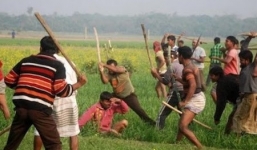 Công an xã bị hàng chục người vây đánh