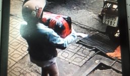 Mẹ đưa con gái 13 tuổi đi trộm cắp tài sản