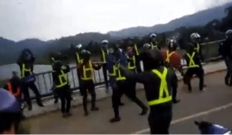 Video: Nhóm phượt Exicter Đồng Nai bật nhạc, nhảy xập xình giữa đường gây tranh cãi