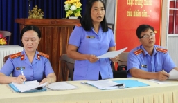 Người bị phó công an xã bắn vỡ mang tai được xin lỗi