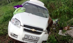 Tai nạn giao thông, tài xế ô tô 4 chỗ chết thảm trong cabin