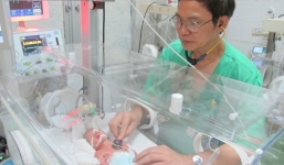 Con trai nữ thiếu úy CA từ chối chữa ung thư được xuất viện