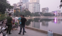 Xuống hồ Ngọc Khánh bơi, nam sinh viên chết đuối