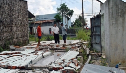 Tai nạn thương tâm, 2 học sinh lớp 3 bị tường đè chết