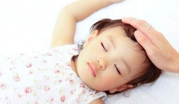 Bí quyết giúp trẻ không bị ốm khi giao mùa