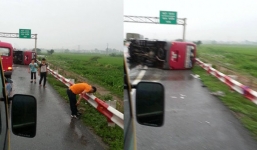 Tai nạn xe khách trên cao tốc Pháp Vân, 12 người thương vong