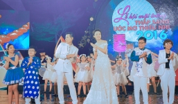 Nguyên Khang cùng 1000 trẻ em miền biển đón Trung Thu