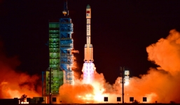 Tận mắt xem Trung Quốc phóng trạm vũ trụ Thiên Cung 2 vào quỹ đạo Trái đất