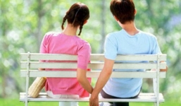 10 điều bố mẹ nên làm gì khi con yêu sớm