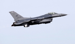 Mỹ không khích quân đội Syria, 62 binh sĩ thiệt mạng