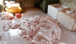 Phát hiện 2 tấn vú heo Trung Quốc bốc mùi trong biệt thự Sài Gòn