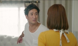 Video: Cô gái vạch mặt thói trăng hoa của cha dượng chỉ trong một phút