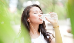 5 thời điểm uống nước giúp chữa bệnh hiệu quả hiếm người biết