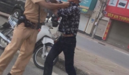 Khống chế dân 'anh chị' mang án HIV hành hung CSGT