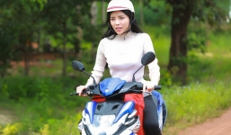Hoa hậu Kỳ Duyên tái xuất giản dị sau scandal hút thuốc