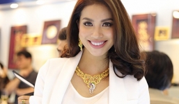 Phạm Hương gây chú ý với trang sức vàng 1 tỷ trong sự kiện