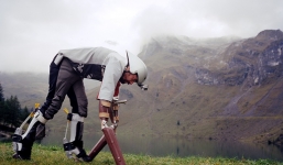 Chết cười trước giải Nobel ngớ ngẩn 2016