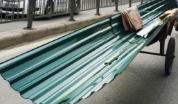 Một phụ nữ bị tôn cứa cổ tử vong ở Hà Nội