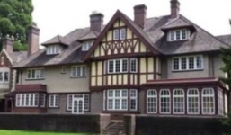 Sinh viên Trung Quốc đầu tư hàng trăm tỷ đồng buôn biệt thự ở Canada